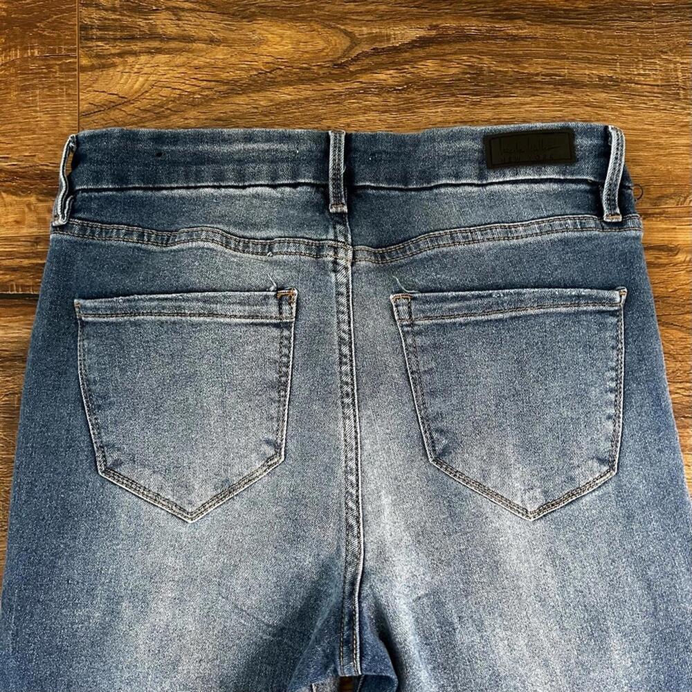 NICOLE MILLER High Rise Soho Slim Straight Cut off Jeans Washed Blue Sz 4 EUC - Picture 9 of 14
